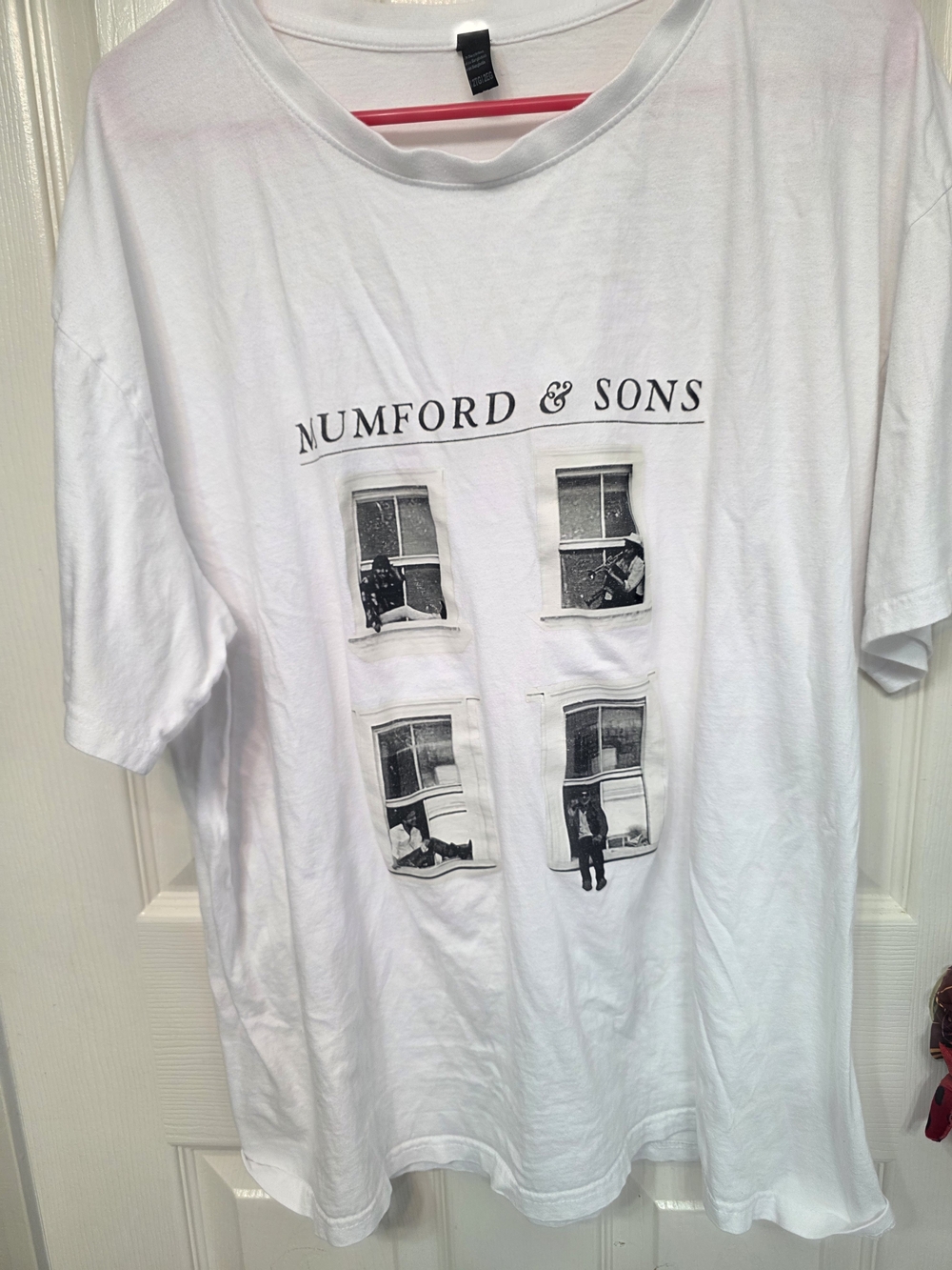 MUMFORD AND SONS White Graphic Short Sleeve Tee